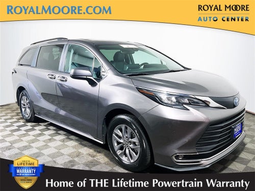 2024 Toyota Sienna XLE