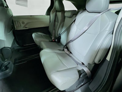 2024 Toyota Sienna XLE