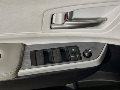 2025 Toyota Sienna XLE 8 Passenger