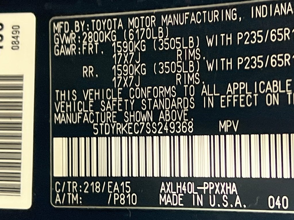 2025 Toyota Sienna XLE 8 Passenger
