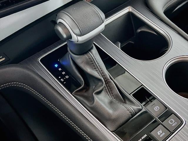 2025 Toyota Sienna XLE 8 Passenger