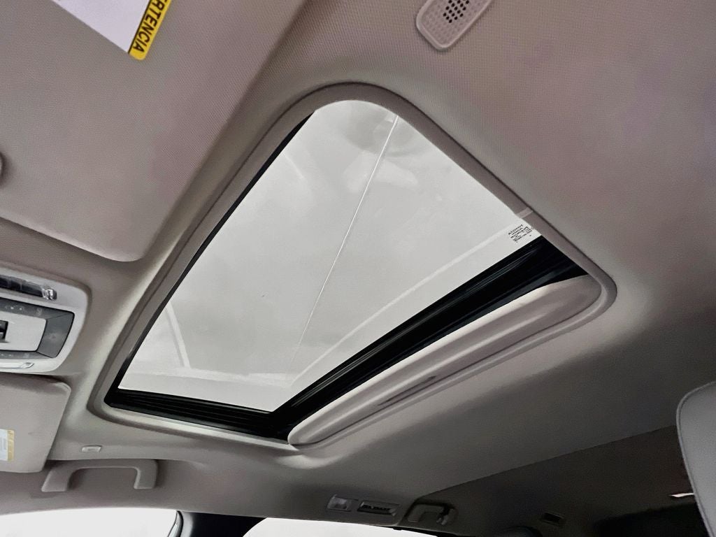 2025 Toyota Sienna XLE 8 Passenger