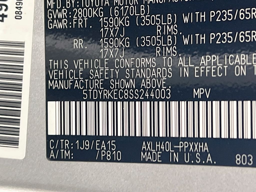 2025 Toyota Sienna XLE 8 Passenger