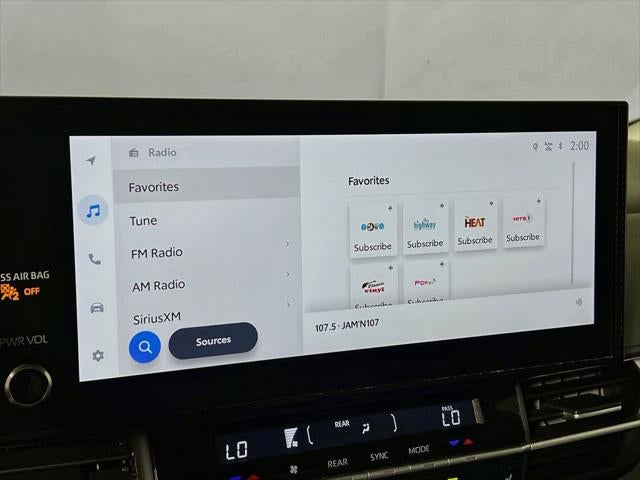 2025 Toyota Sienna XLE 8 Passenger