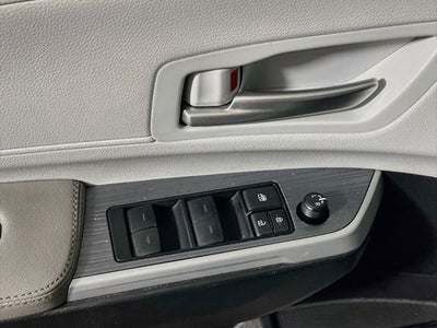 2025 Toyota Sienna XLE 8 Passenger