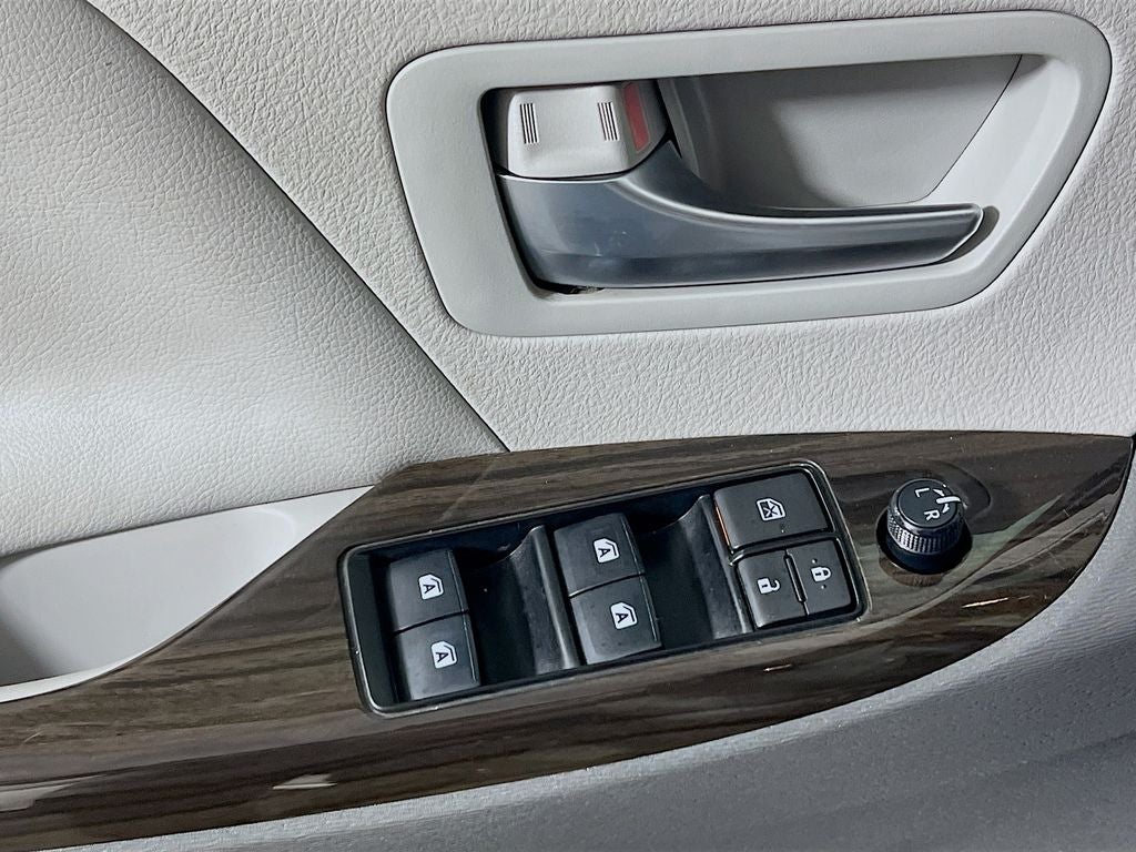 2018 Toyota Sienna XLE 8 Passenger