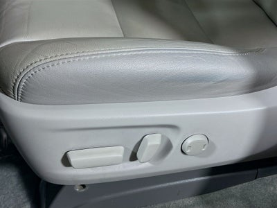 2018 Toyota Sienna XLE 8 Passenger