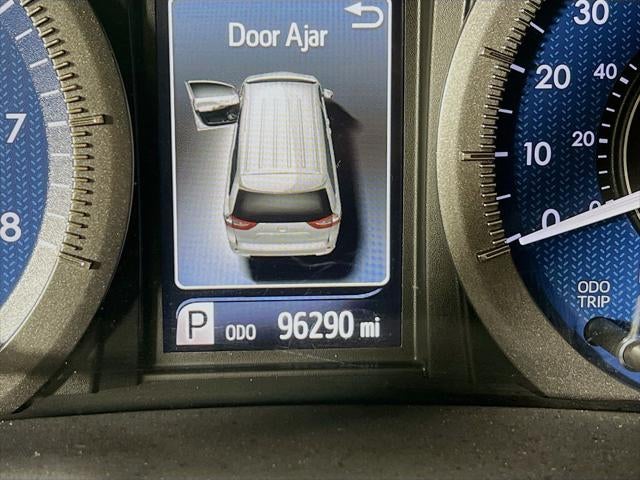 2018 Toyota Sienna XLE 8 Passenger