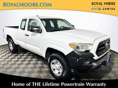 2017 Toyota Tacoma SR