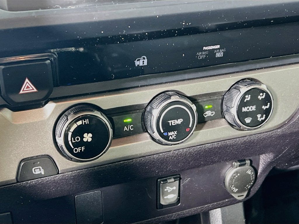 2017 Toyota Tacoma SR