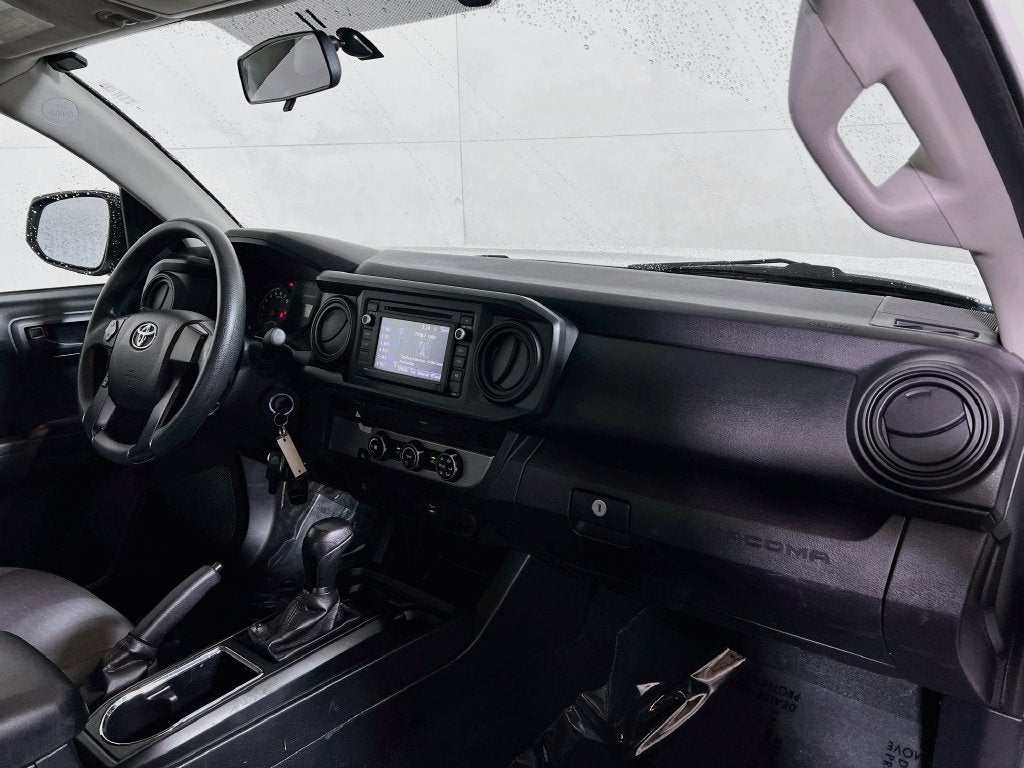 2017 Toyota Tacoma SR