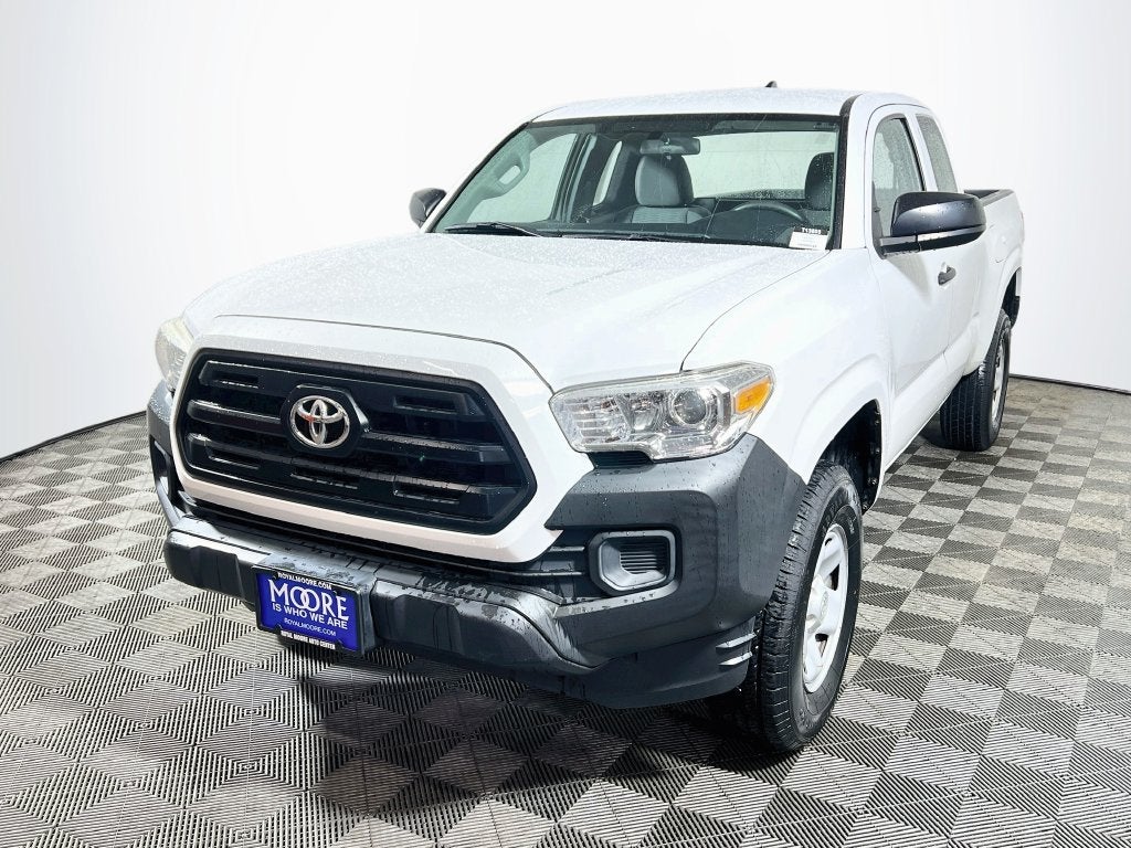 2017 Toyota Tacoma SR