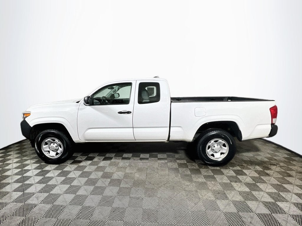 2017 Toyota Tacoma SR