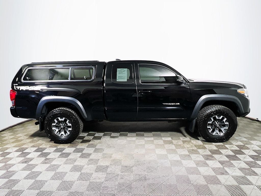 2017 Toyota Tacoma TRD Off-Road V6