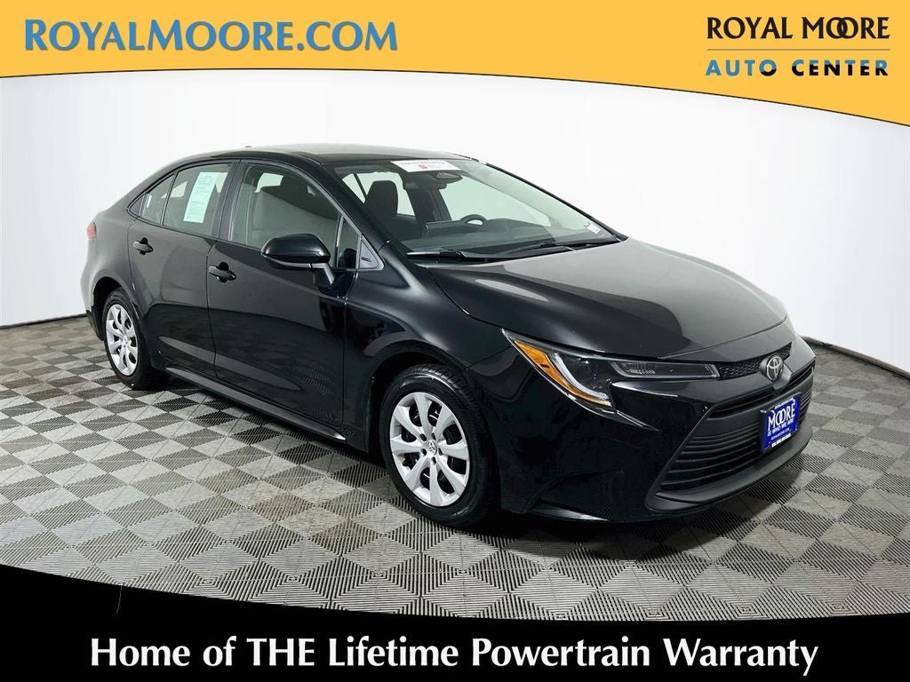 2025 Toyota Corolla LE