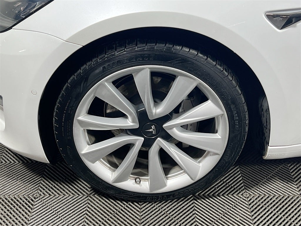 2020 Tesla Model 3 Performance