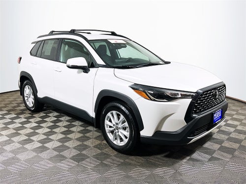 2024 Toyota Corolla Cross LE