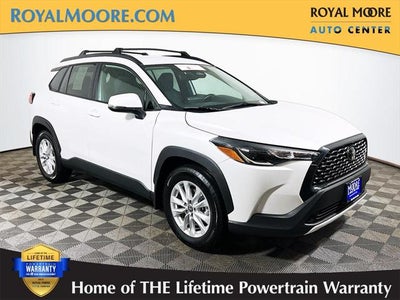 2024 Toyota Corolla Cross LE