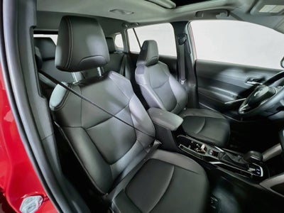 2024 Toyota Corolla Cross XLE