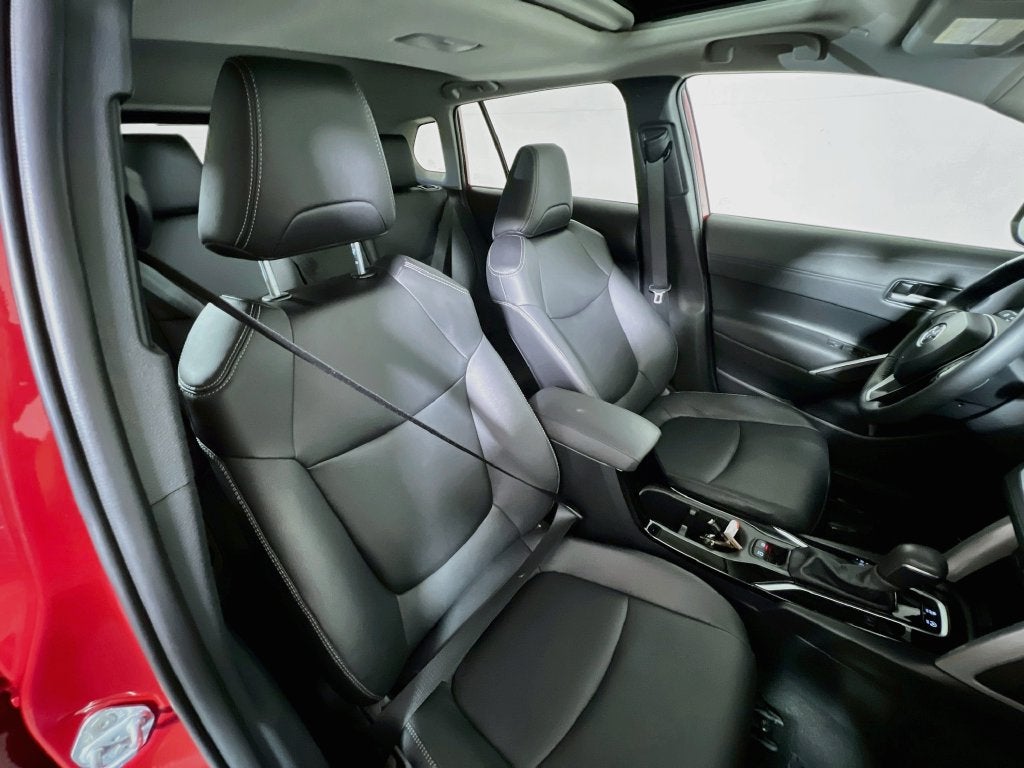 2024 Toyota Corolla Cross XLE