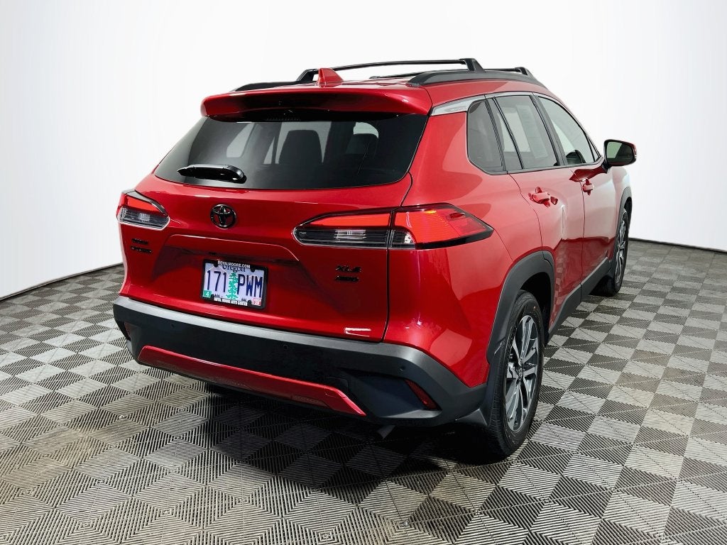 2024 Toyota Corolla Cross XLE