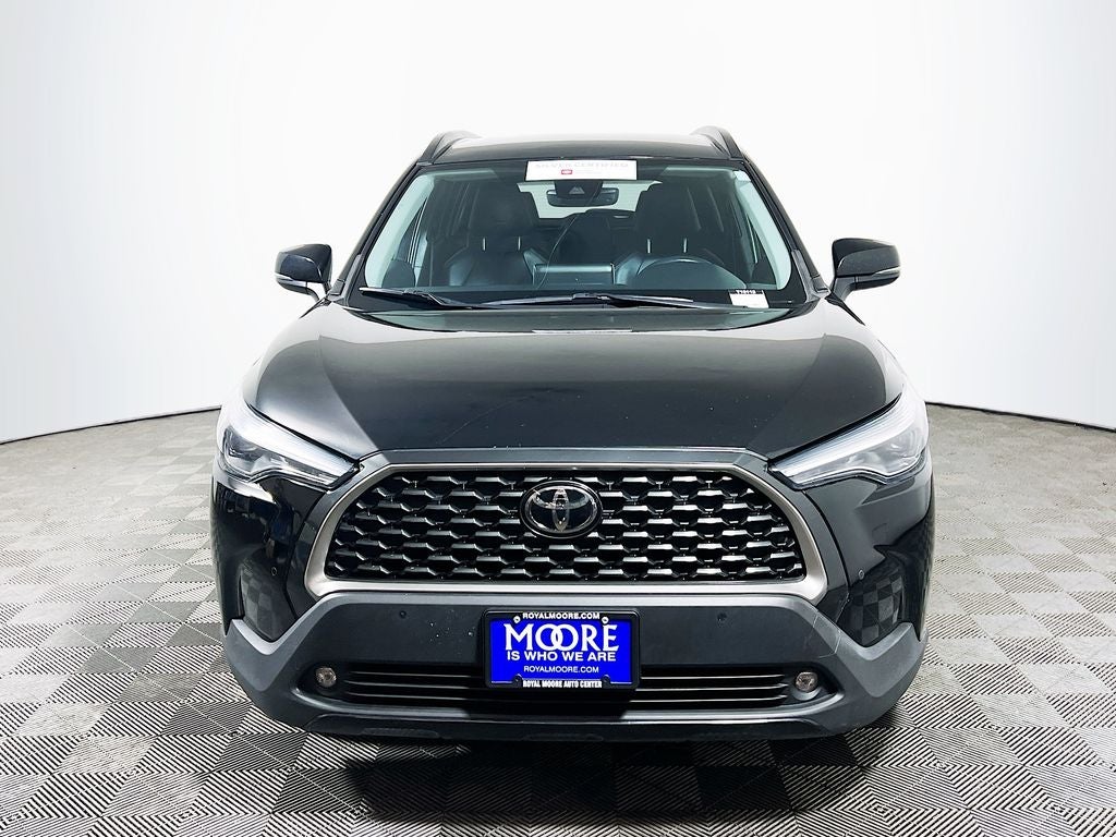 2022 Toyota Corolla Cross XLE