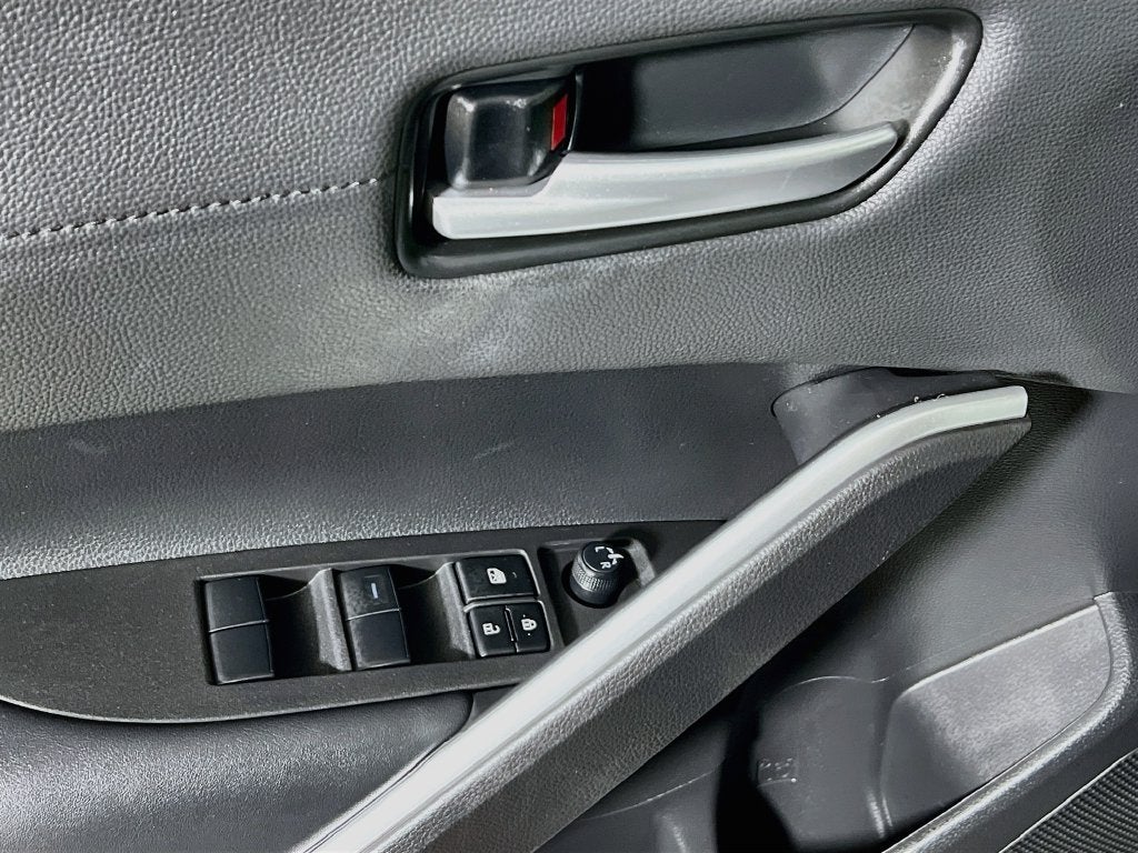 2024 Toyota Corolla Cross Hybrid XSE