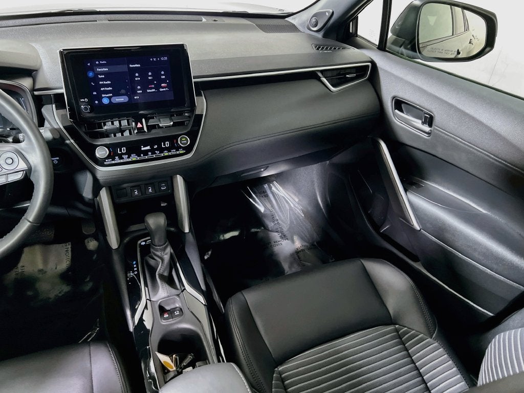 2024 Toyota Corolla Cross Hybrid XSE