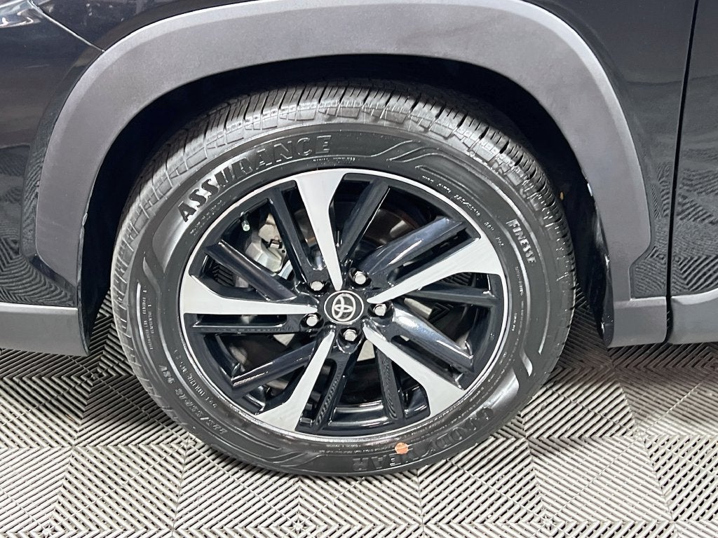 2024 Toyota Corolla Cross Hybrid XSE