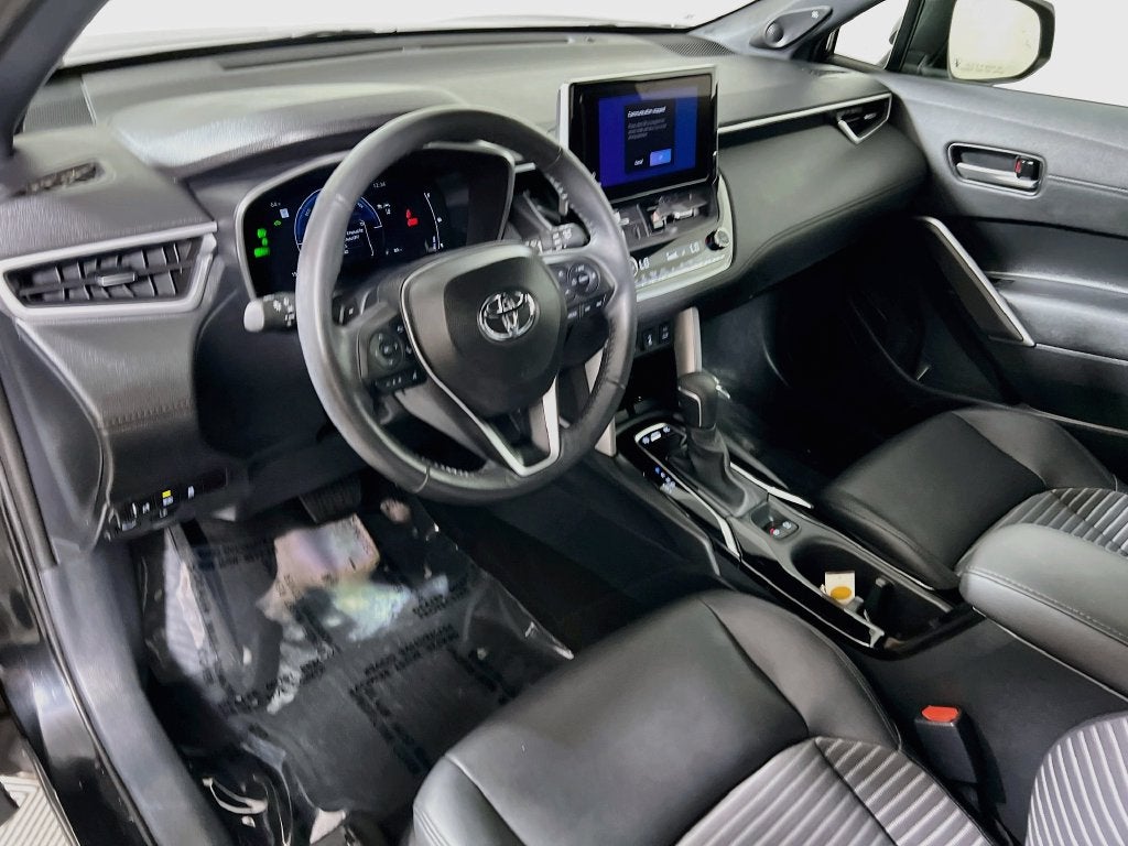 2024 Toyota Corolla Cross Hybrid XSE