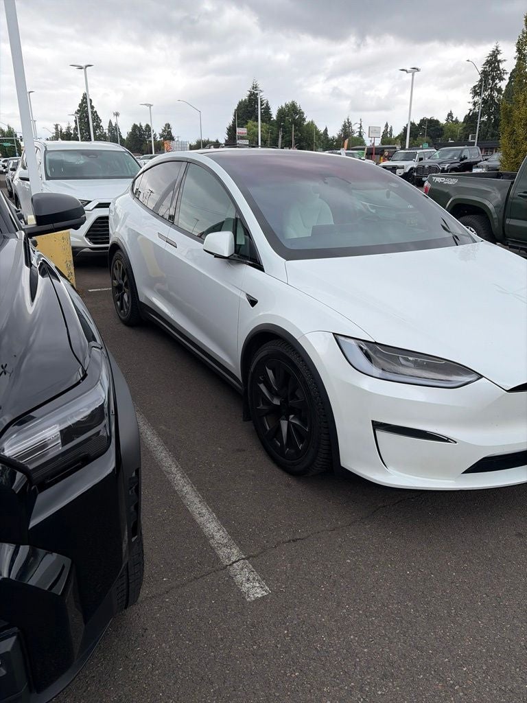 2023 Tesla Model X Base