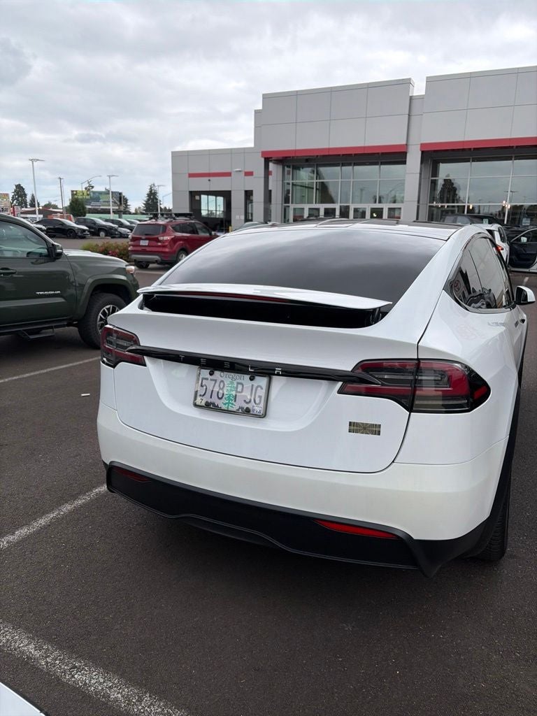 2023 Tesla Model X Base