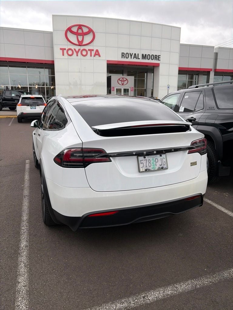 2023 Tesla Model X Base