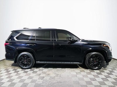 2024 Toyota Sequoia SR5