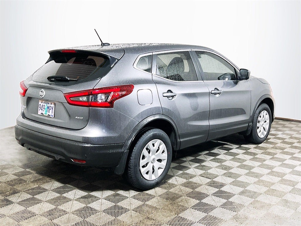 2020 Nissan Rogue Sport S