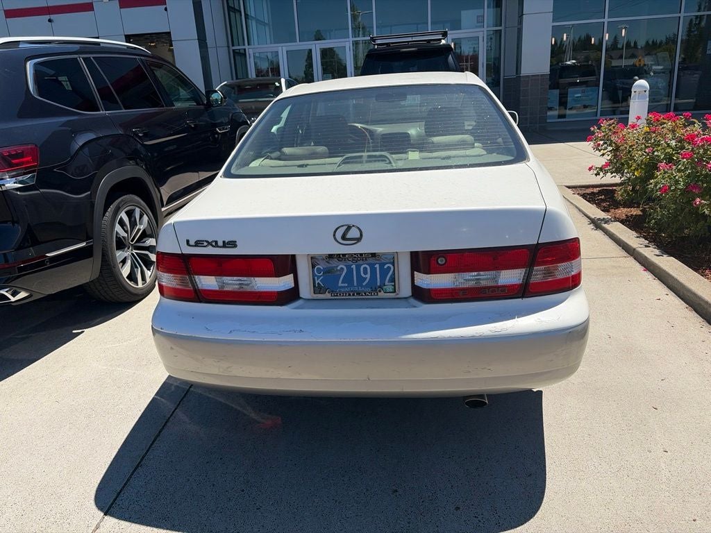 2001 Lexus ES 300