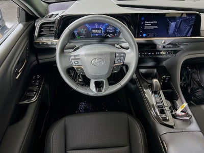 2025 Toyota Crown Signia XLE
