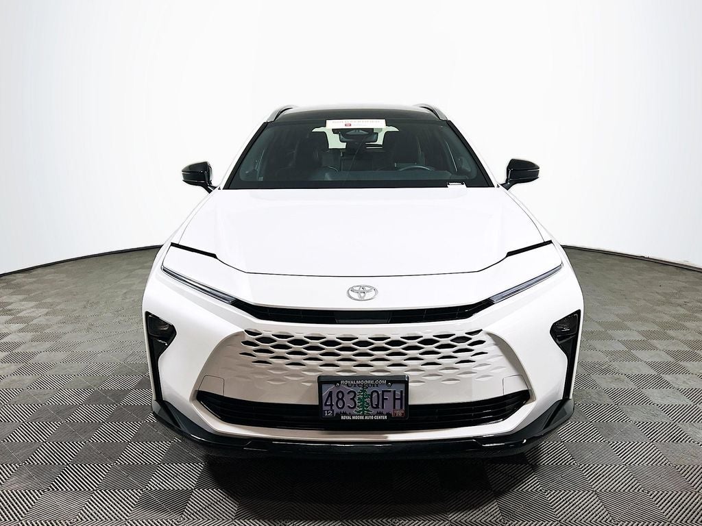 2025 Toyota Crown Signia Limited