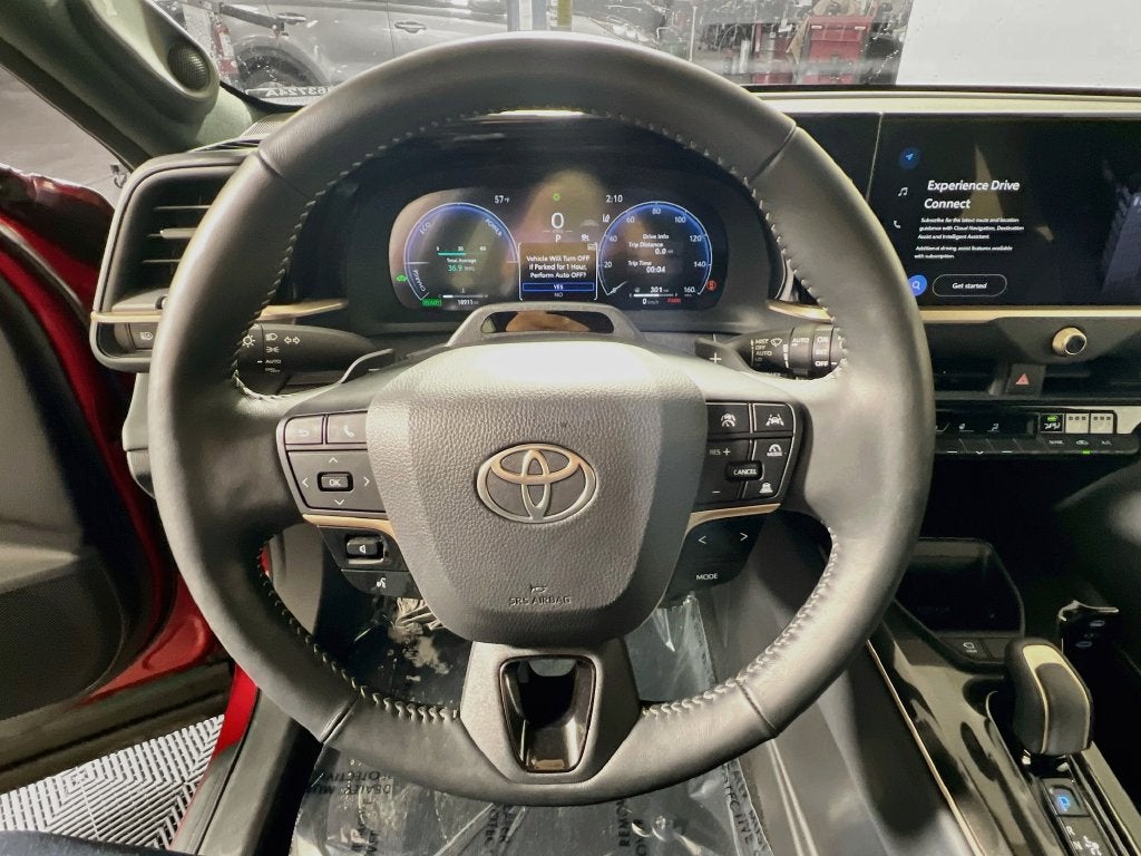 2025 Toyota Crown Signia Limited