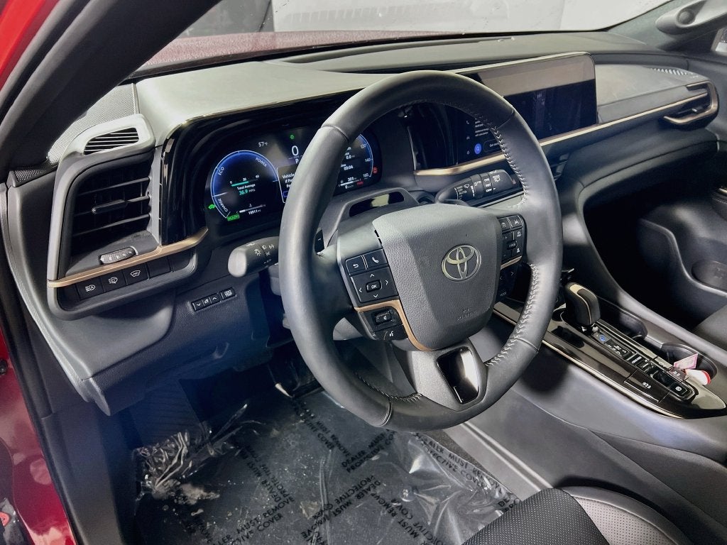 2025 Toyota Crown Signia Limited