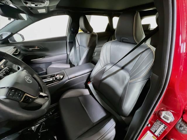 2025 Toyota Crown Signia Limited