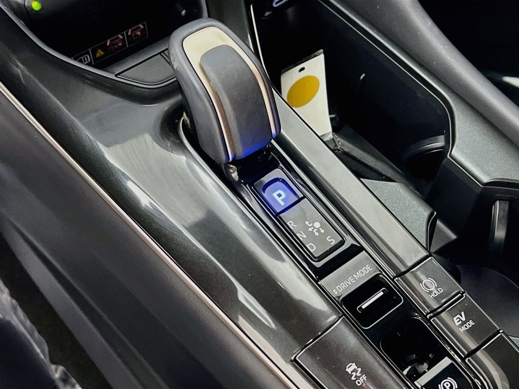 2025 Toyota Crown Signia XLE