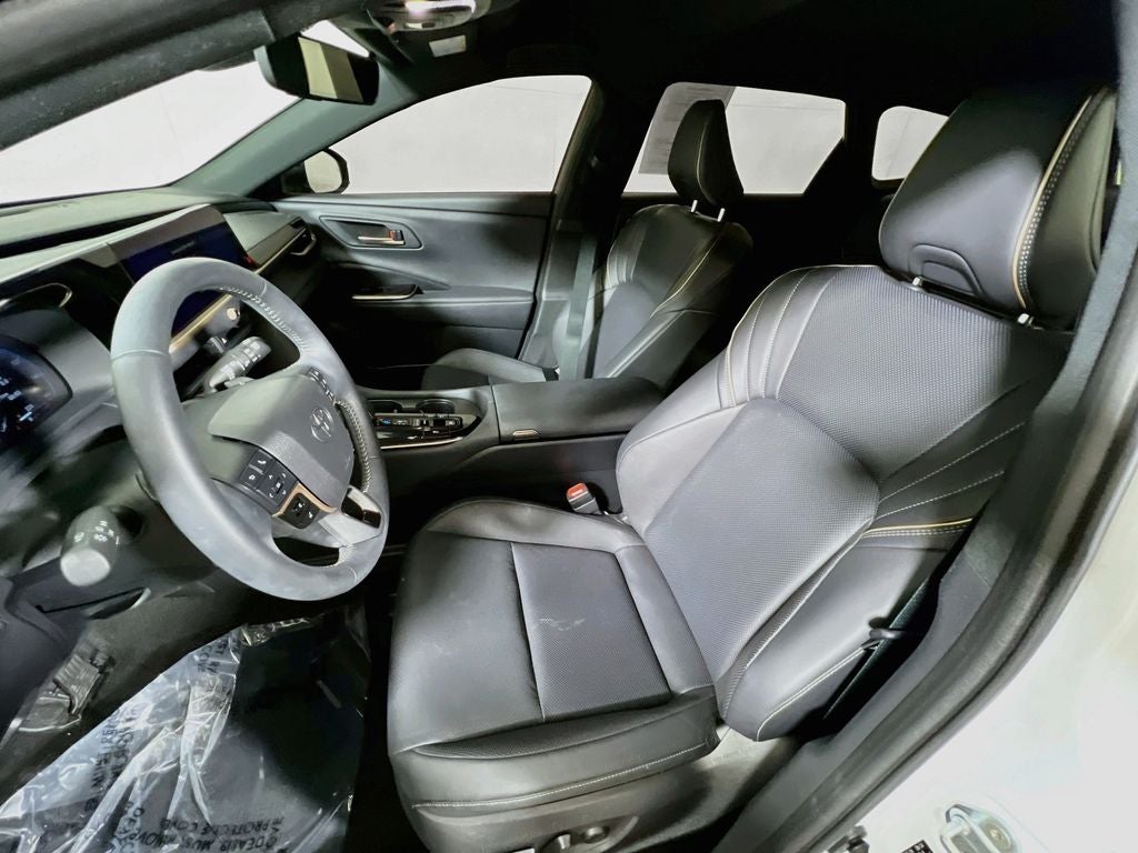2025 Toyota Crown Signia XLE