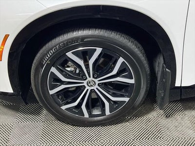2025 Toyota Crown Signia XLE