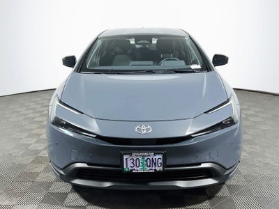 2025 Toyota Prius LE