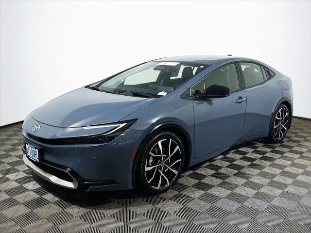 2025 Toyota Prius Plug-In Hybrid XSE