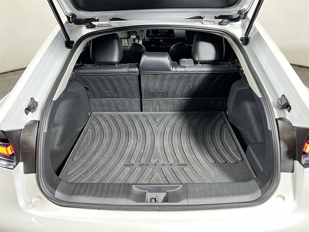 2024 Toyota Prius Prime XSE