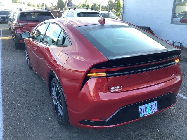 2025 Toyota Prius XLE