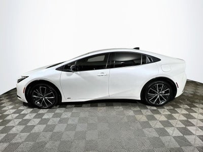 2024 Toyota Prius XLE