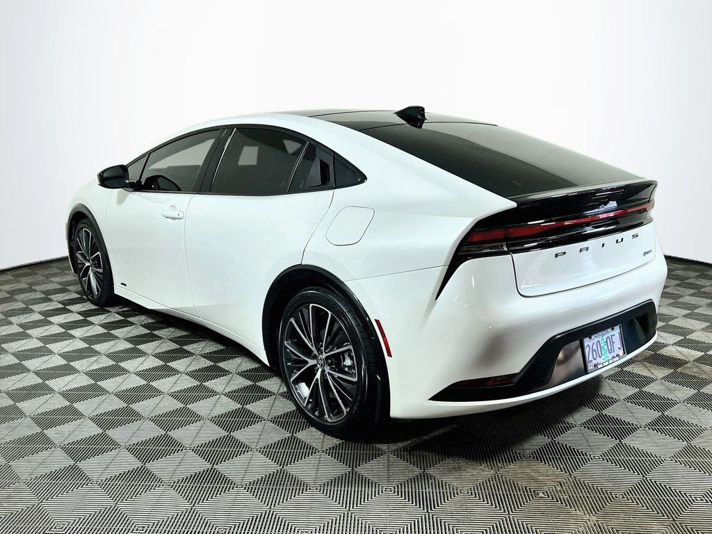 2024 Toyota Prius XLE